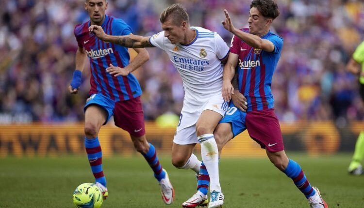 موعد مباراة الكلاسيكو بين برشلونة وريال مدريد والقنوات الناقلة، ملعبكم